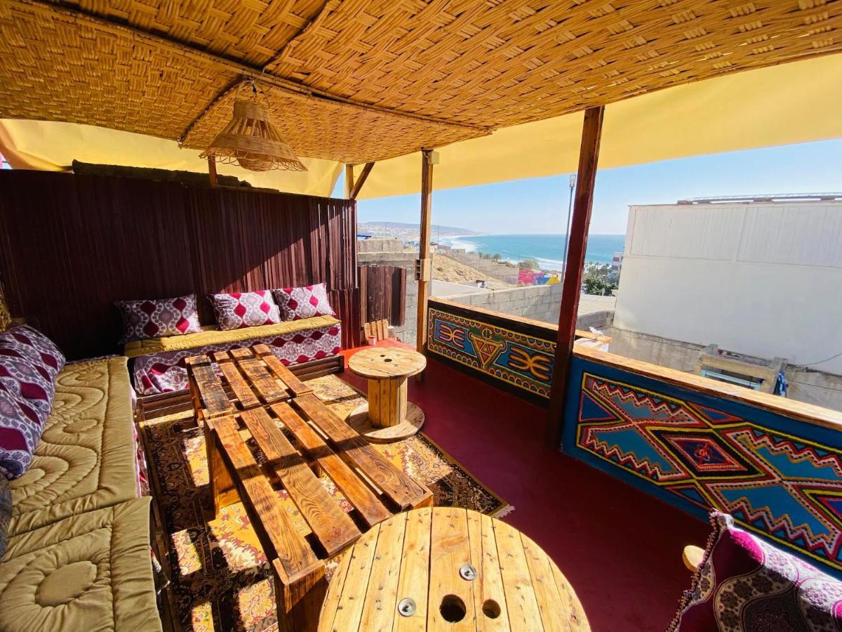 Mabidi Surf Taghazout Hostel ภายนอก รูปภาพ