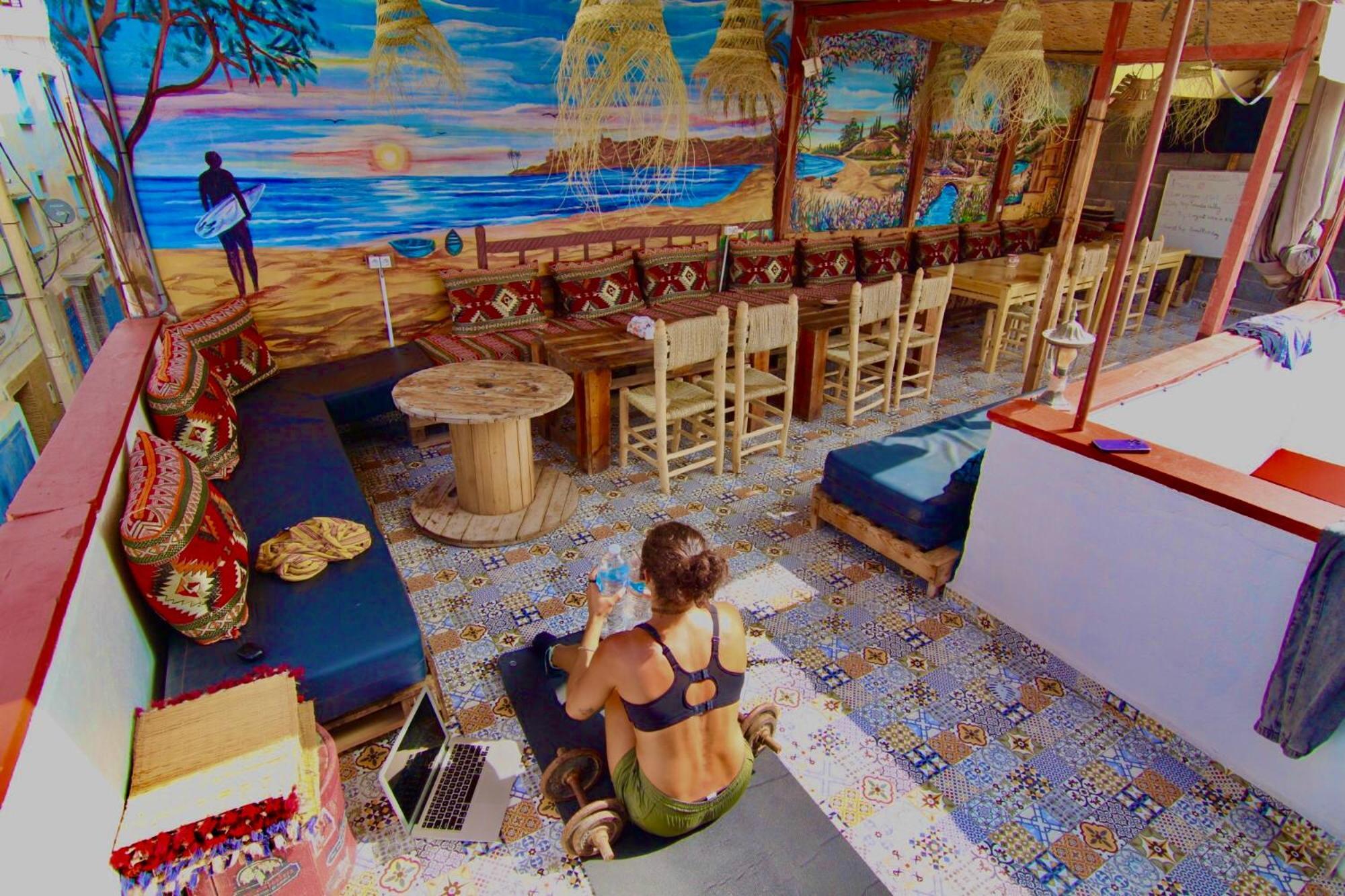 Mabidi Surf Taghazout Hostel ภายนอก รูปภาพ