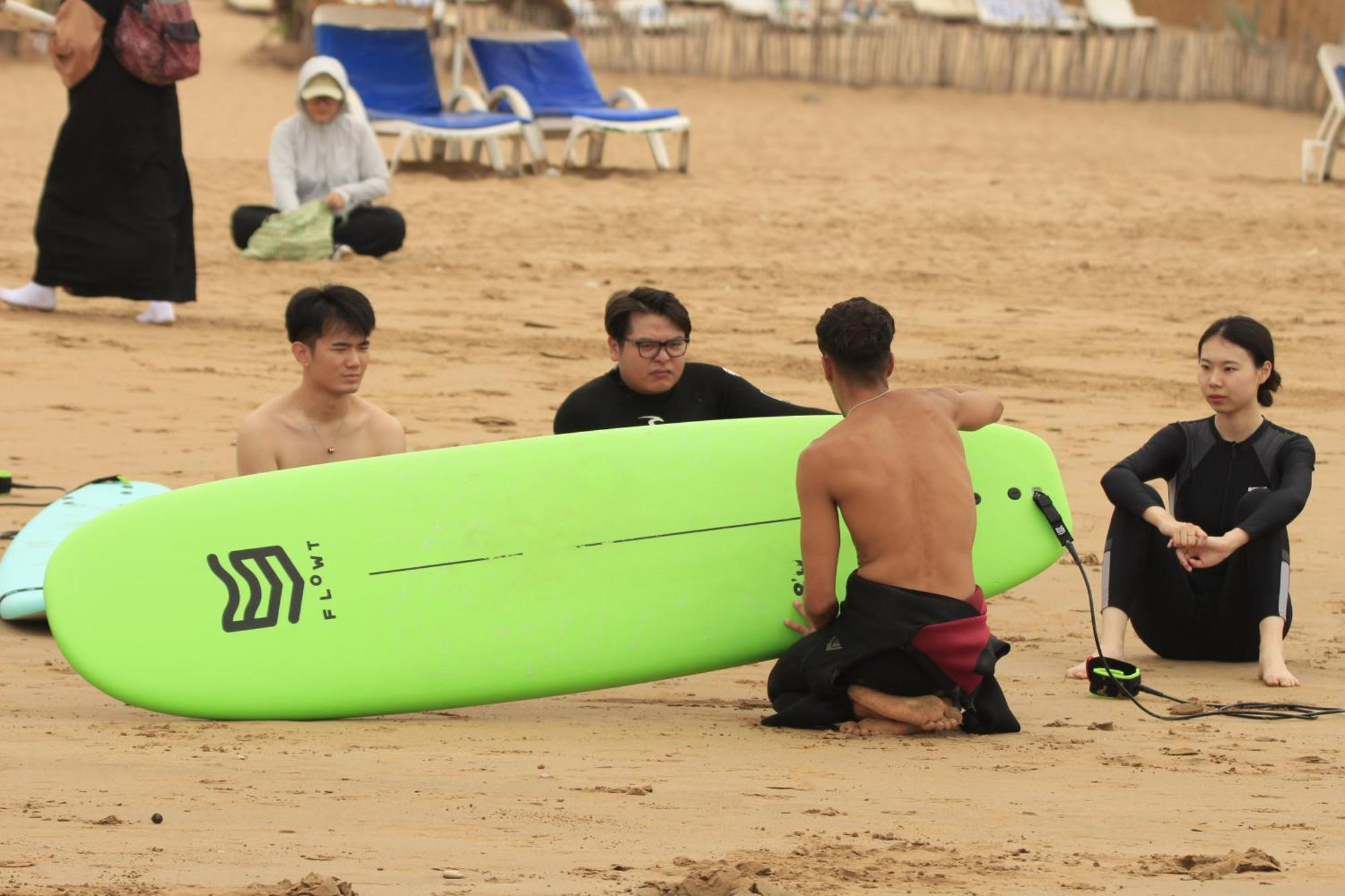 Mabidi Surf Taghazout Hostel ภายนอก รูปภาพ