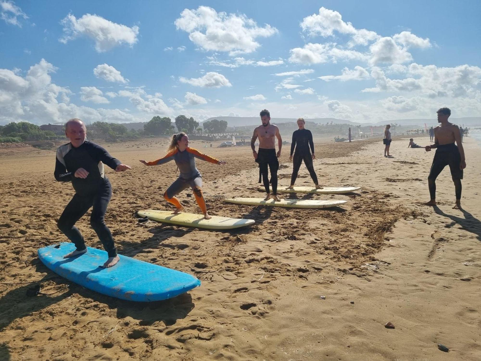Mabidi Surf Taghazout Hostel ภายนอก รูปภาพ