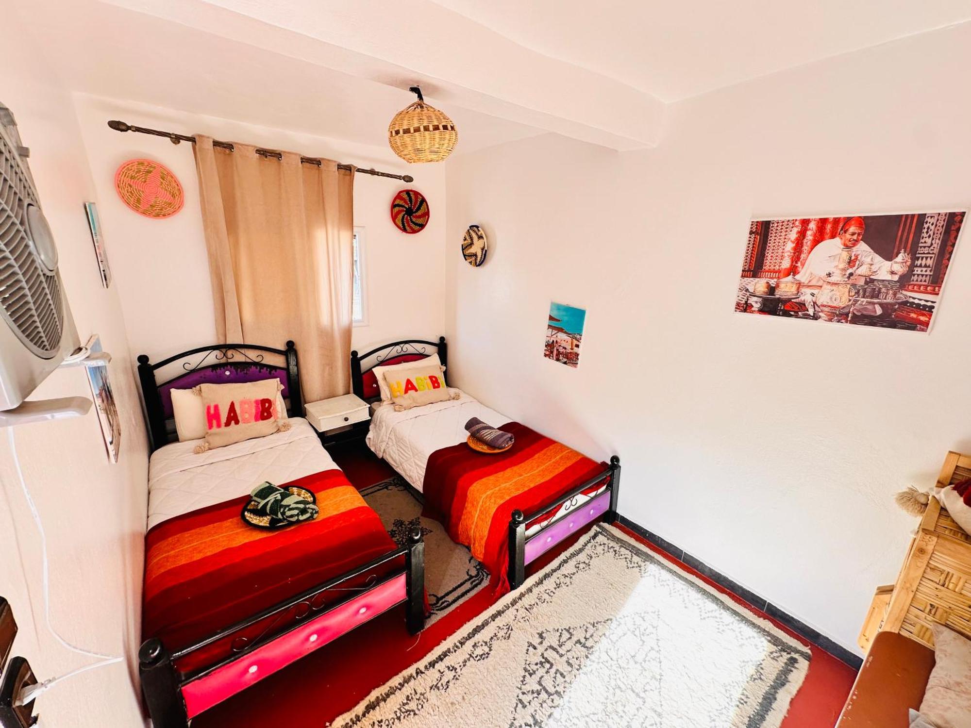 Mabidi Surf Taghazout Hostel ภายนอก รูปภาพ